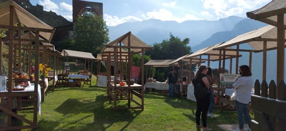 Tra colombe e la 'caccia alle uova' al Castello di Avio arriva il Mercatino di Pasqua